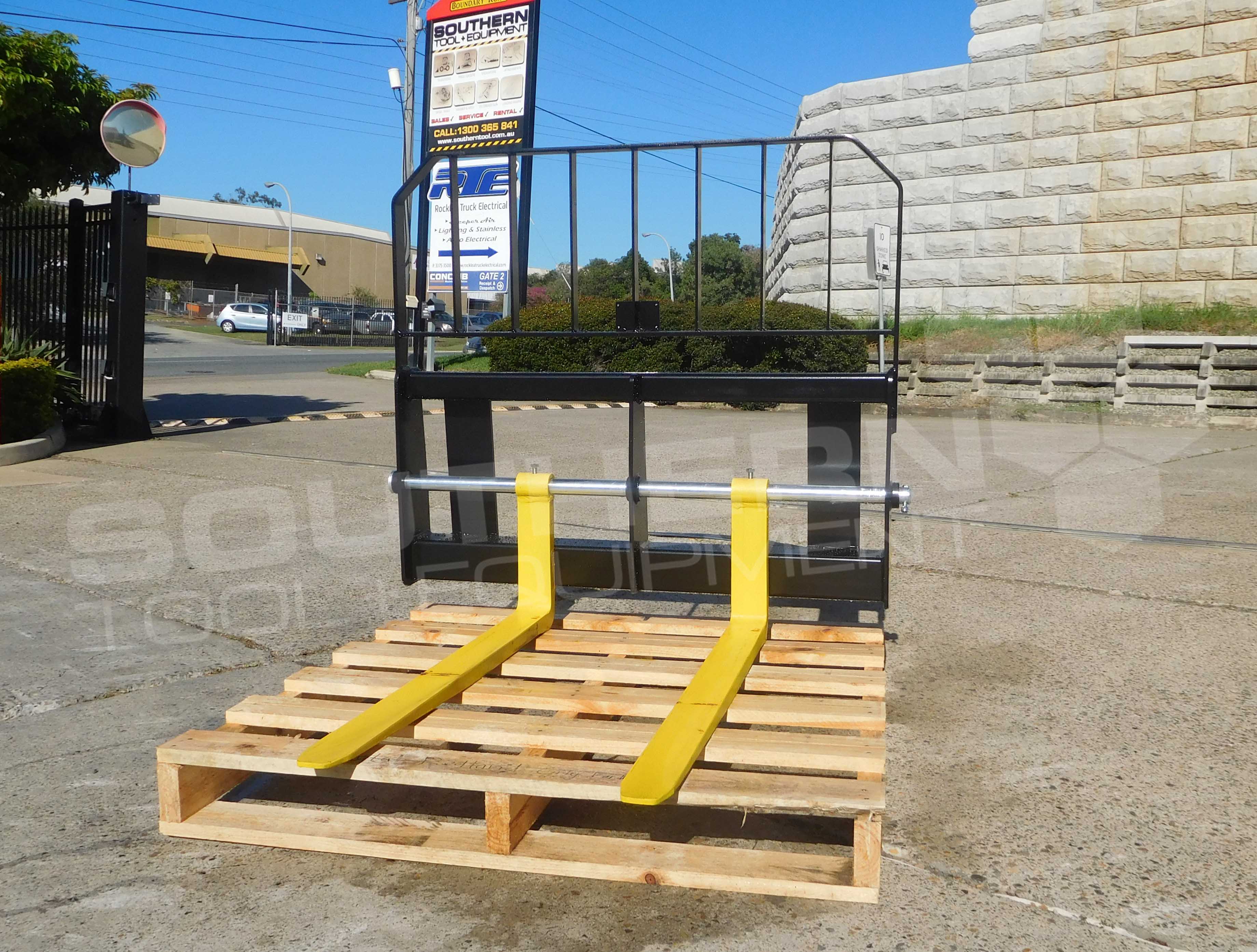 DIGGA 1600kg Toyota Skid Steer Pallet Forks Southern Tool + Equipment Co. Earthmoving