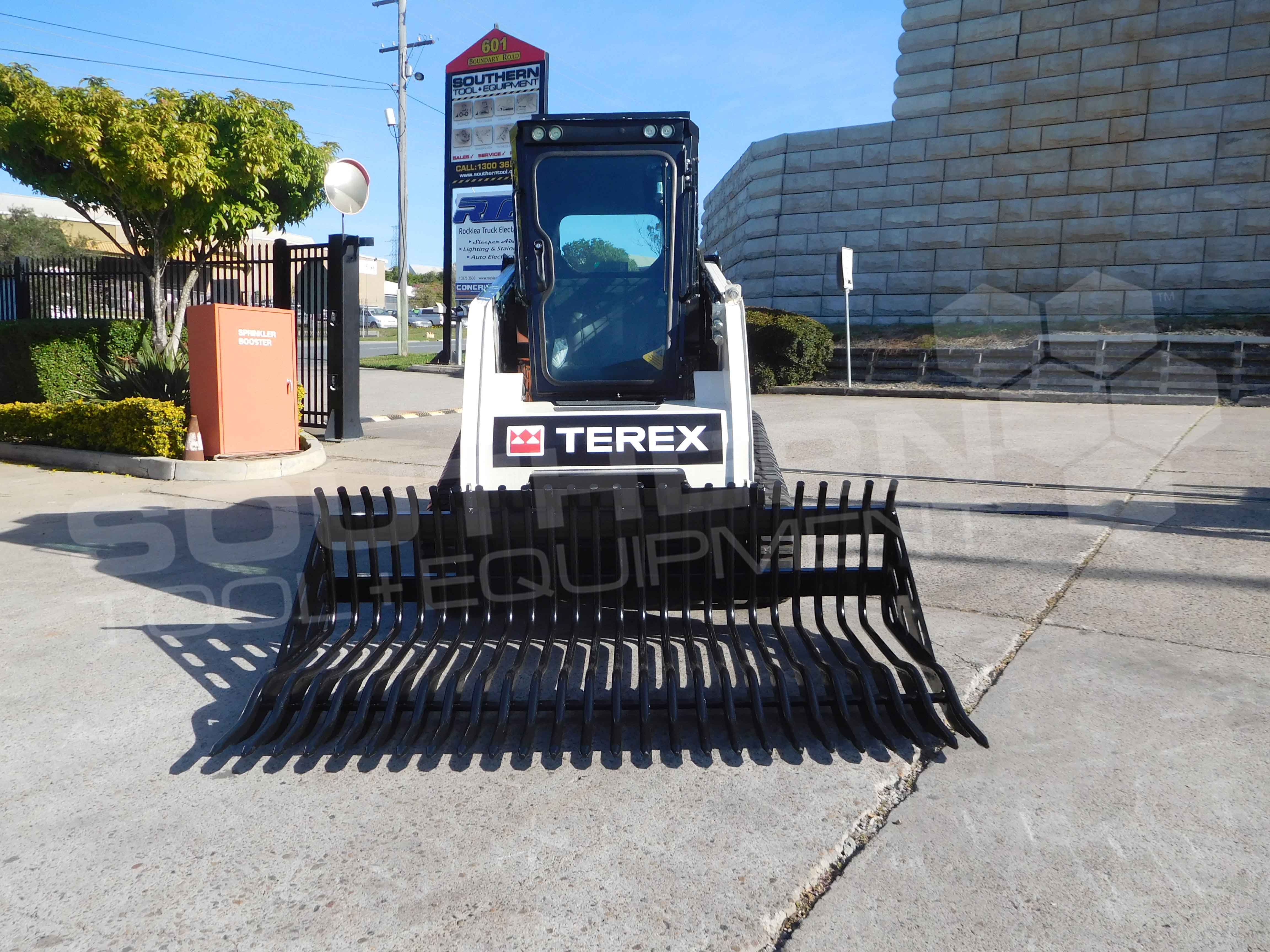 DIGGA 1676mm Skid Steer Rock Bucket Southern Tool + Equipment Co