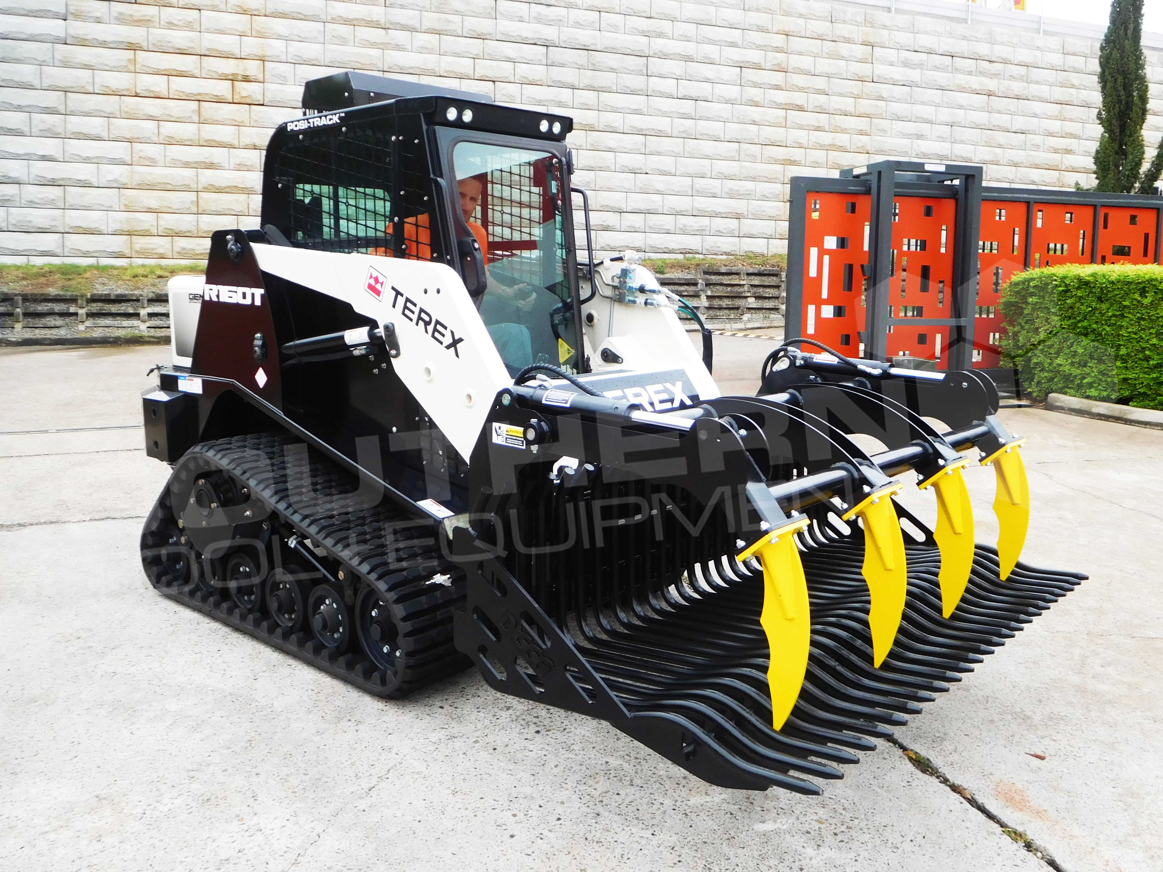 DIGGA 1900mm Skid Steer Grapple Bucket Southern Tool + Equipment Co
