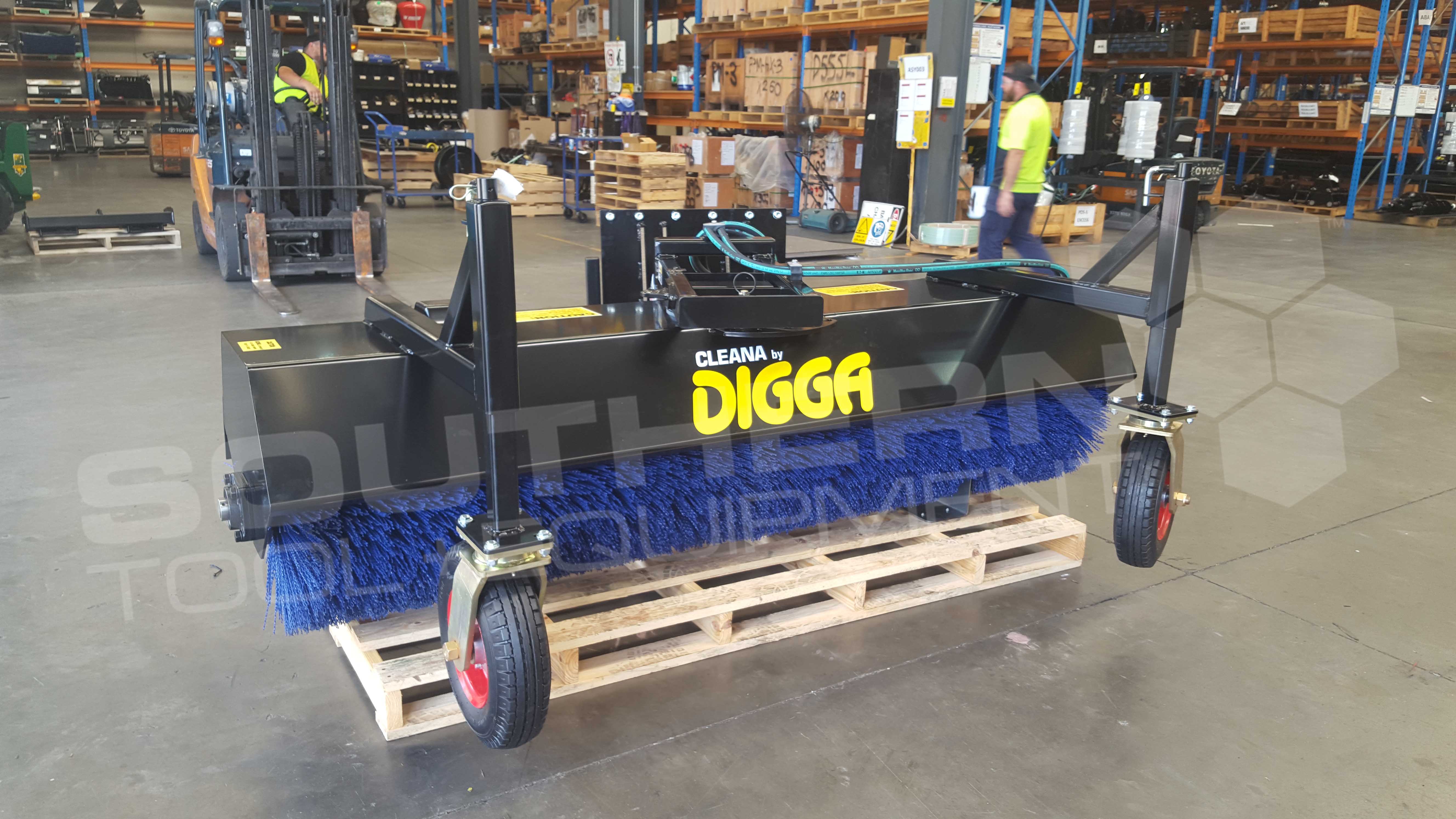DIGGA 2500mm Angle Telehandler Bucket Broom Sweeper Southern Tool