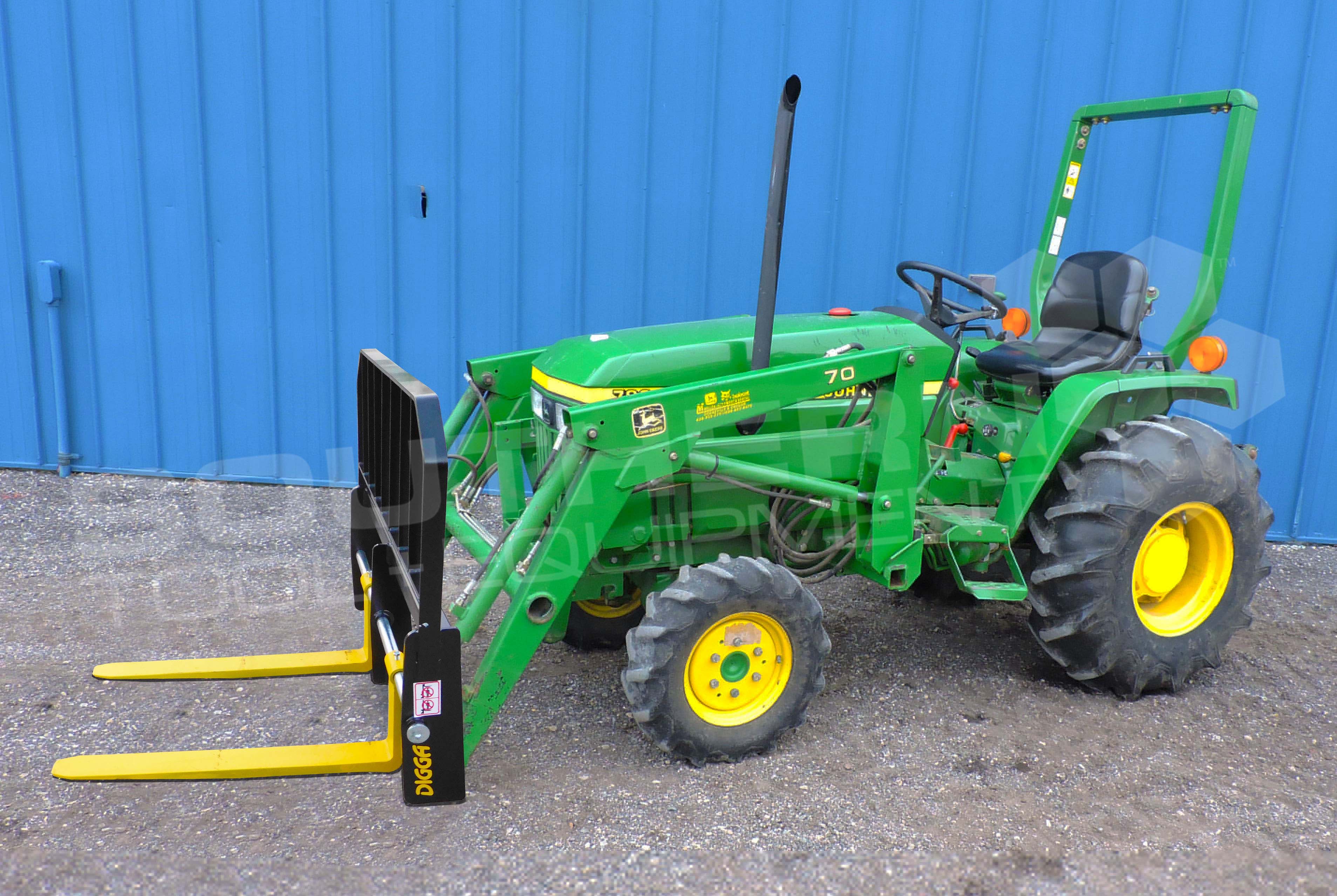 DIGGA 900kg Tractor Pallet Forks Southern Tool + Equipment Co
