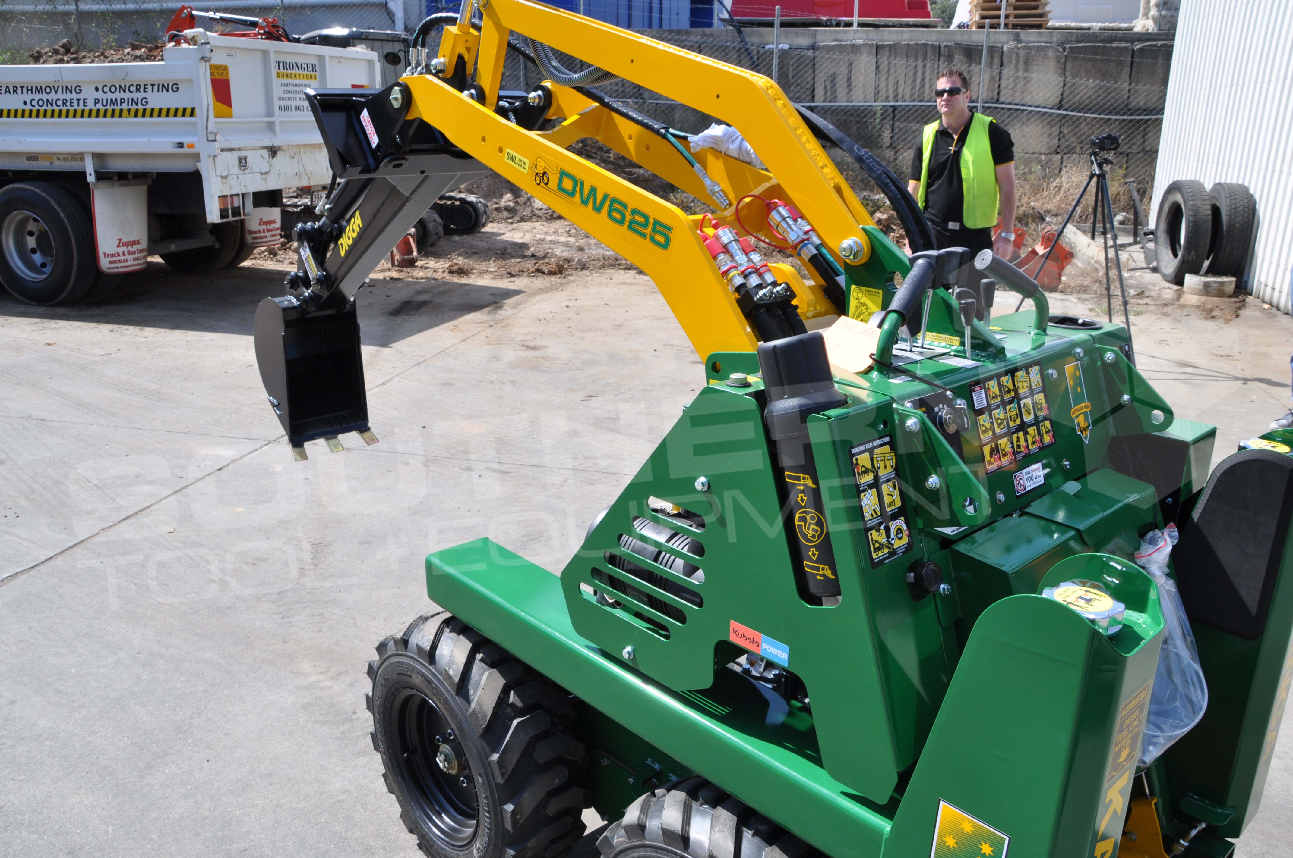 DIGGA Mini Loader Skid Hoe Trench Digger Southern Tool + Equipment Co