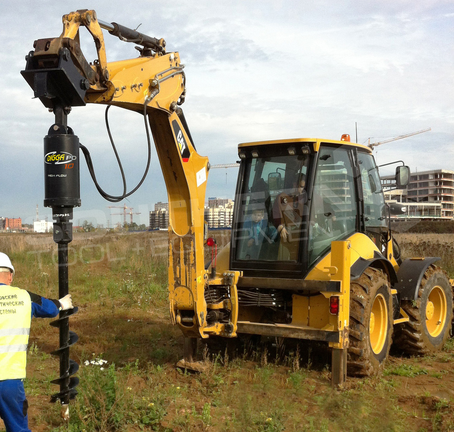 DIGGA PD10 High Flow Backhoe Auger Drive Unit Southern Tool
