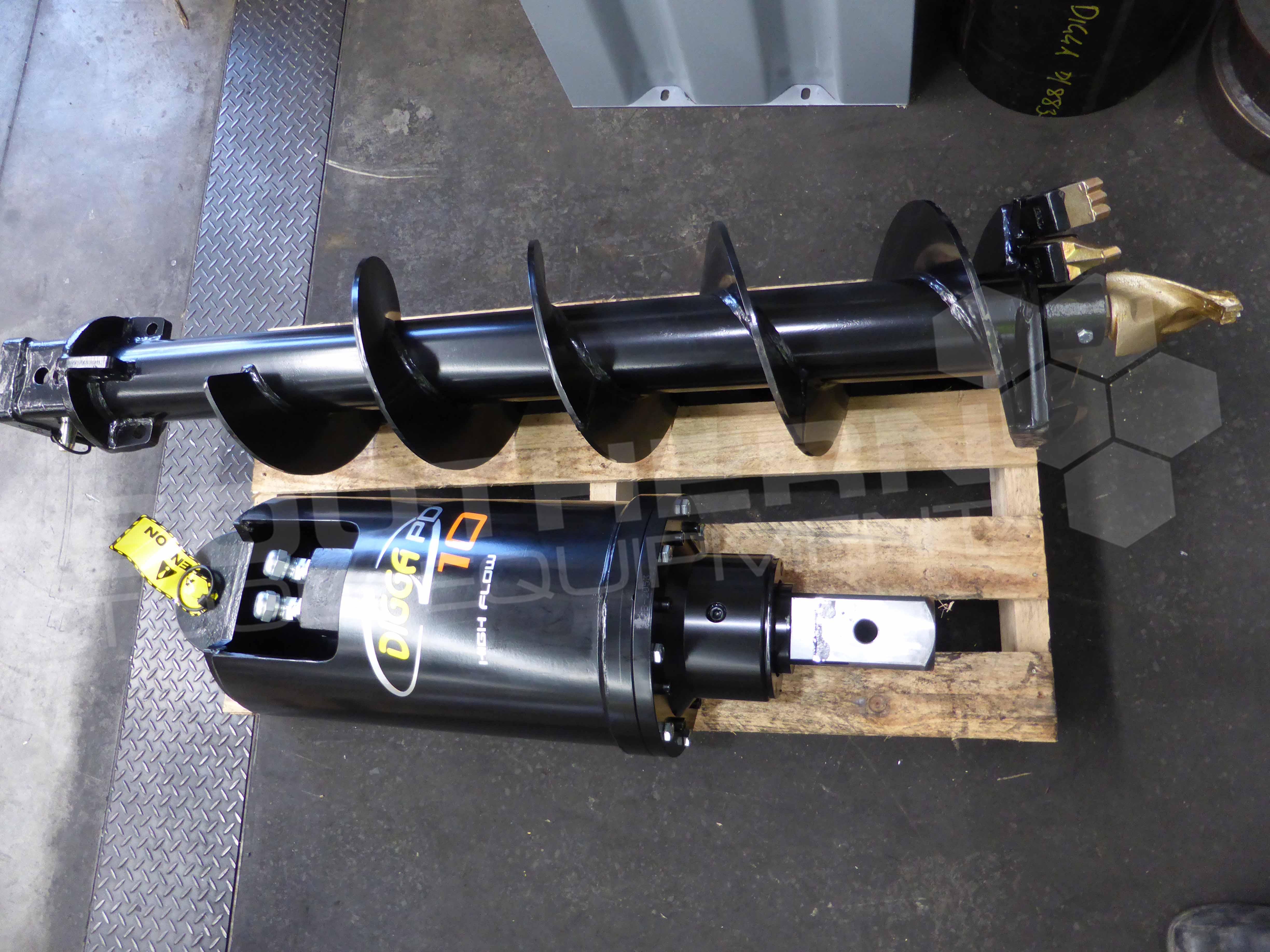 DIGGA PD10 High Flow Backhoe Auger Drive Unit Southern Tool