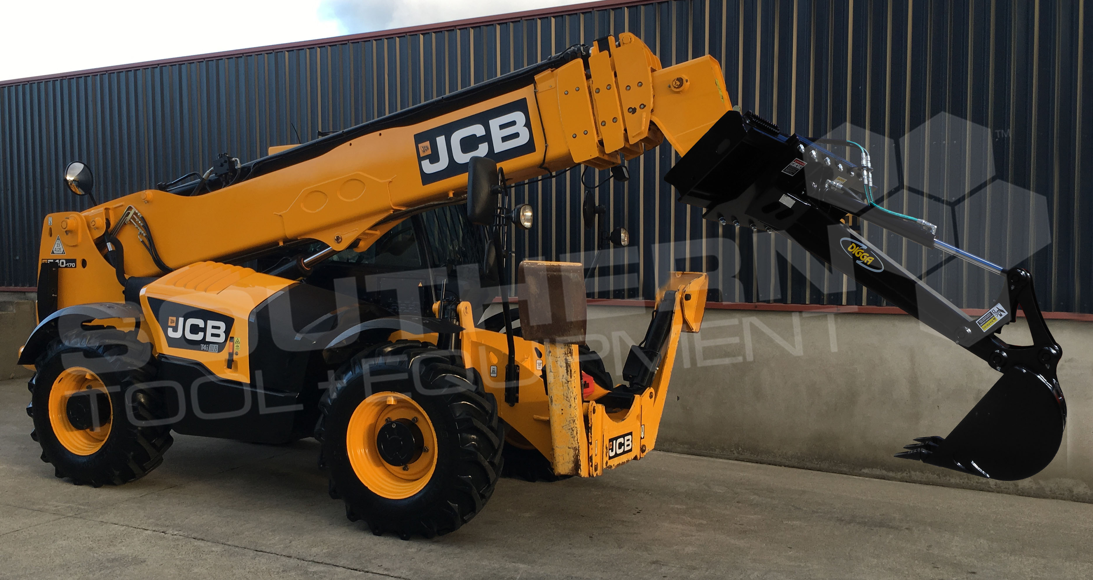 DIGGA Telehandler Skid Hoe Trench Digger Southern Tool + Equipment Co