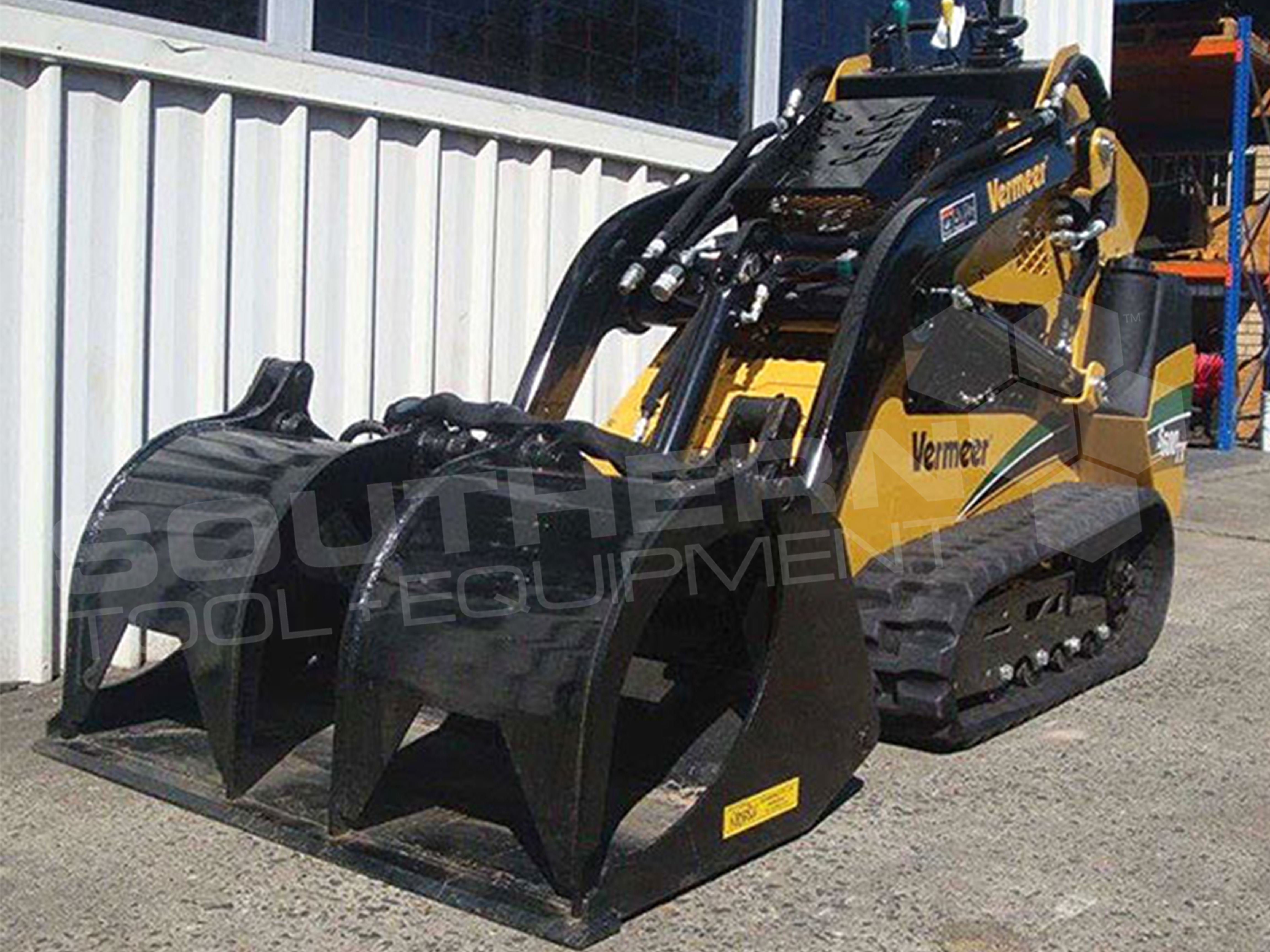 1580mm Heavy Duty Skid Steer Grapple Bucket Southern Tool + Equipment