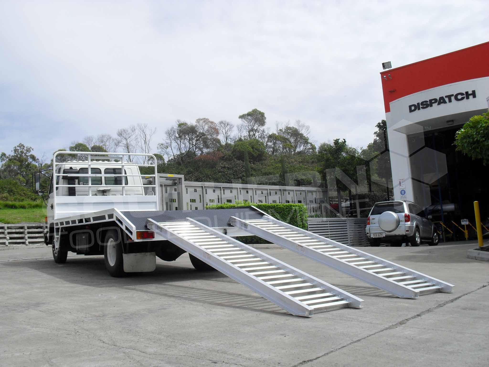 4.5 Ton Heavy Duty Aluminium Loading Ramps Southern Tool + Equipment