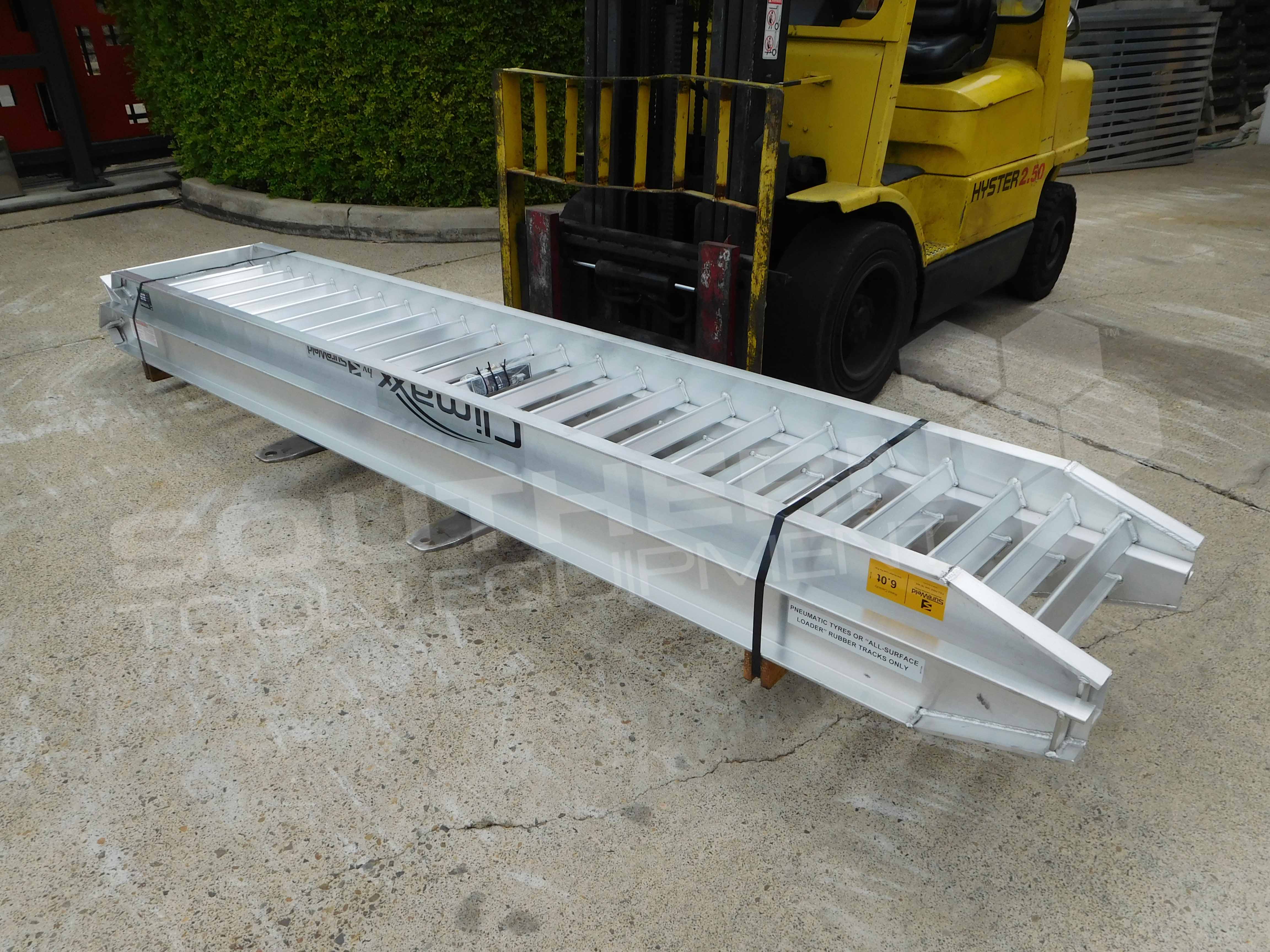 6 Ton Heavy Duty Aluminium Loading Ramps Southern Tool + Equipment Co. Earthmoving Machinery