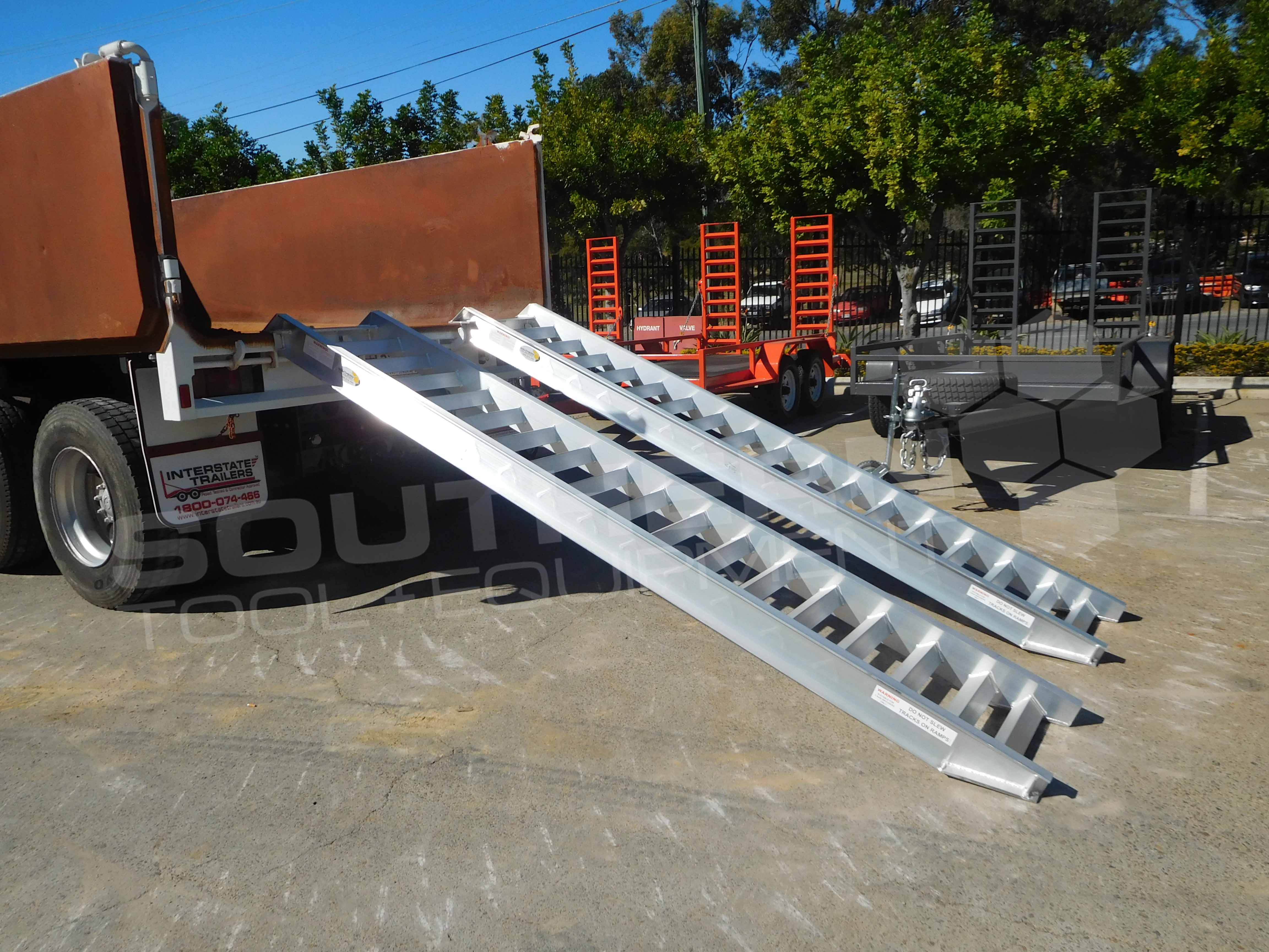 7.5 Ton Heavy Duty Aluminium Loading Ramps Southern Tool + Equipment Co. Earthmoving
