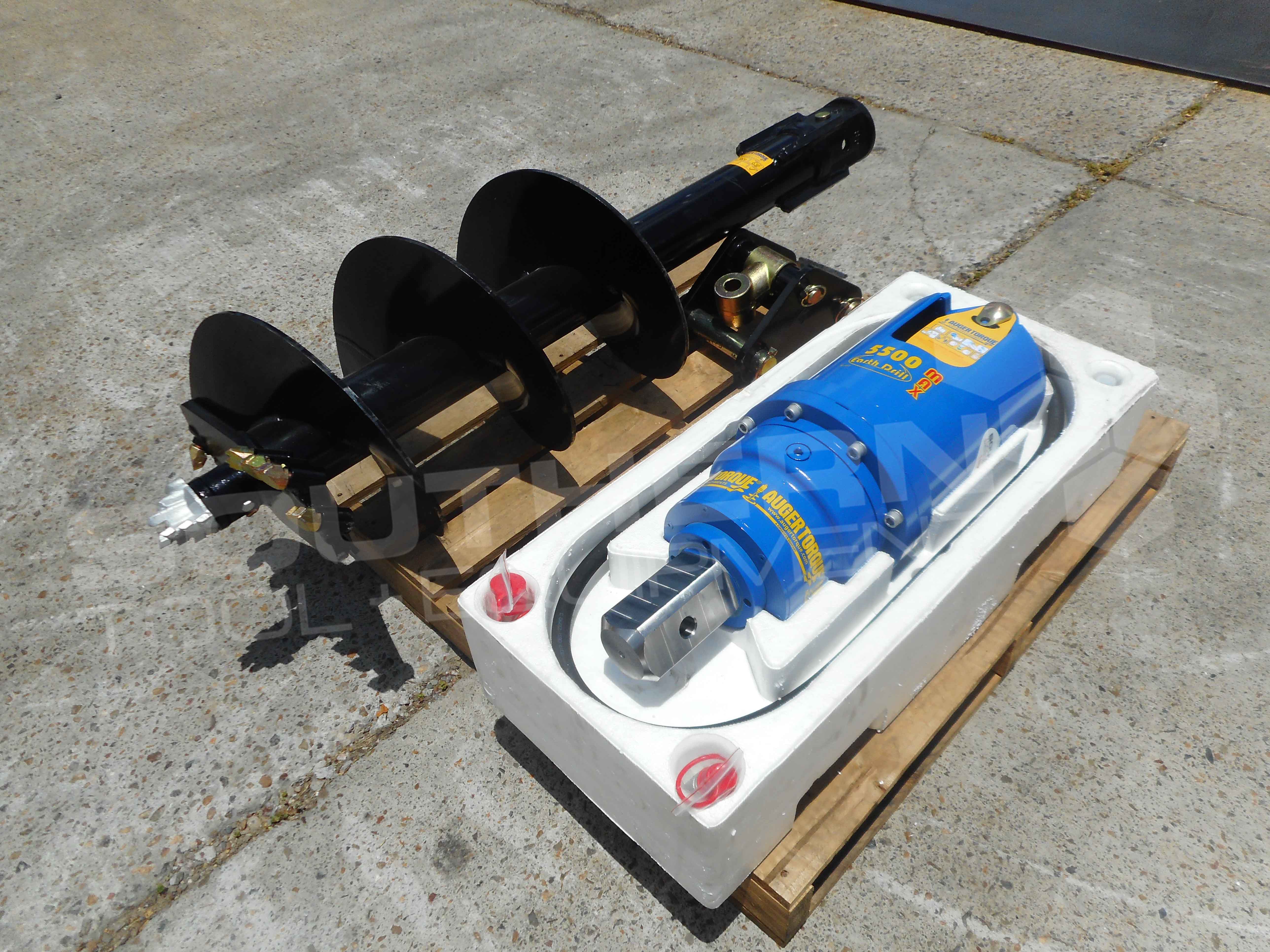 AugerTorque 5500MAX Backhoe Auger Drive Unit Southern Tool