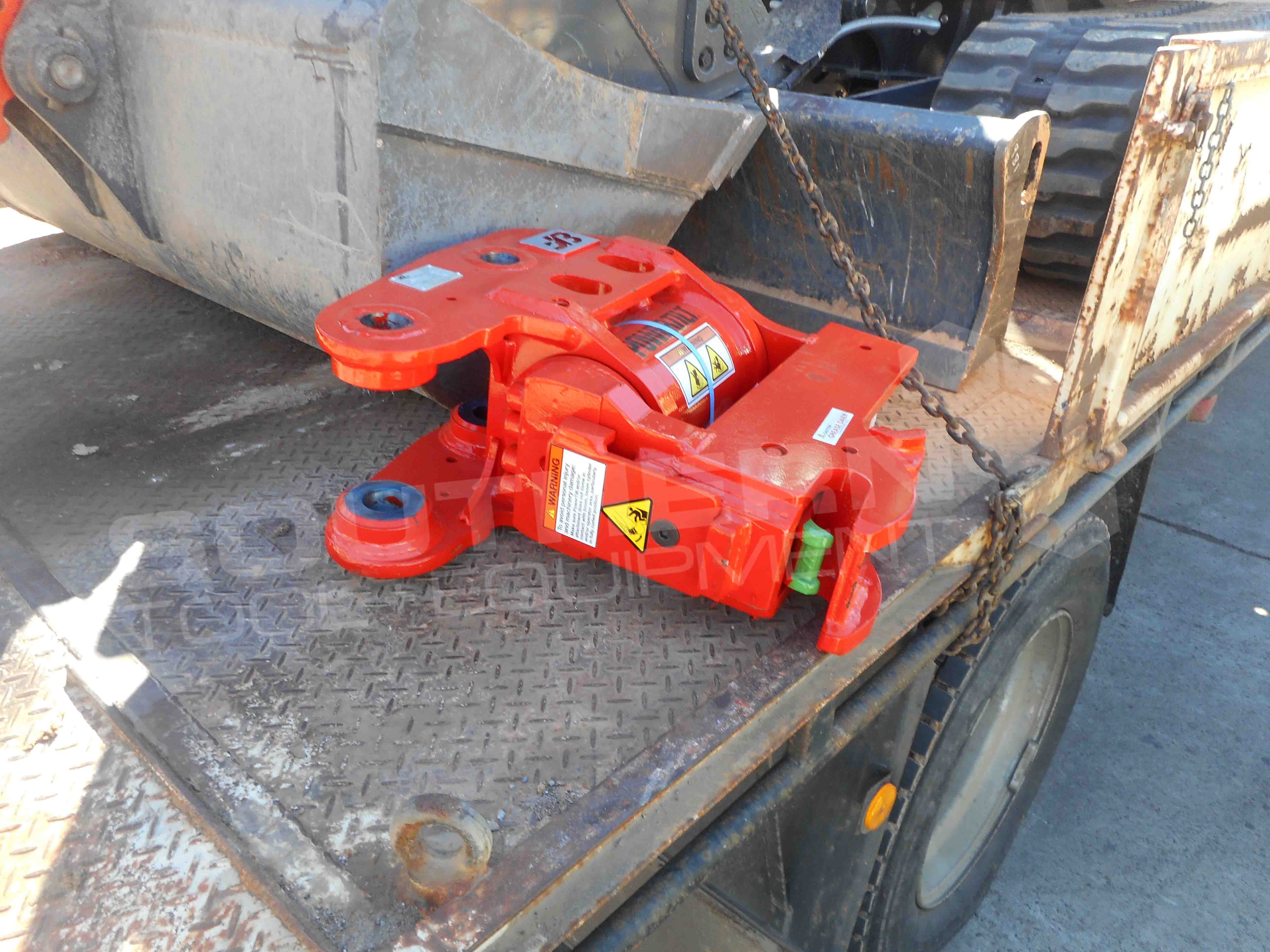 JB Calibre Tilting Quick Hitch to suit 2.5 4 Ton Excavators